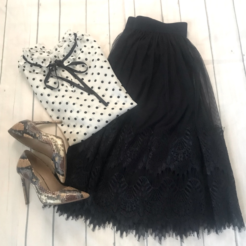 Polka Dot neck tie blouse